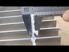 ตะแกรงเหล็กโลหะชุบสังกะสีสำหรับทางวิ่งบนดาดฟ้าแพลตฟอร์ม