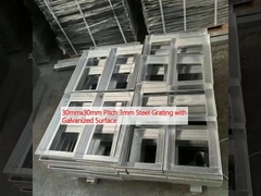 30mmx30mm Pitch 3mm Steel Grating กับพื้นผิวกระปุก