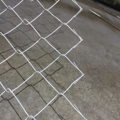ความสูง 1.8m Chain Link รั้ว 60X60 1.8X25m Chain Link รั้วปลอดภัย Chain Link รั้ว