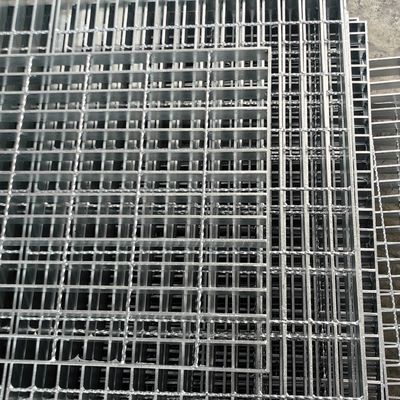 เครื่องแรงดัน welded flat steel Grating / Gully Grating สไตล์โมเดิร์นสไตล์เหล็กพื้น decking Grating