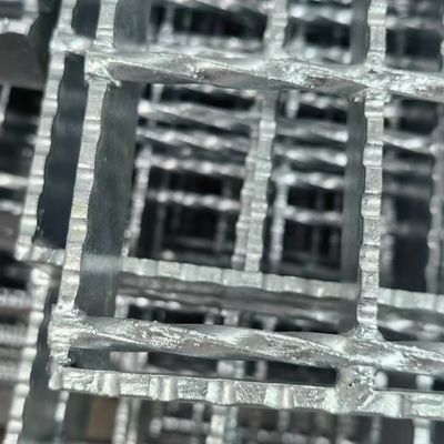 แสงสว่างแบนบาร์อุตสาหกรรมเหล็กพื้น decking Grating YB / T4001.1-2007 มาตรฐาน ตั้งแต่ปี 1990