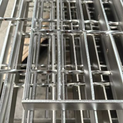 3 มิลลิเมตร เรียบเรียบ Hot Galvanized YB/T4001.1-2007 สแตนเลส สแตนเลสอุตสาหกรรม Grating