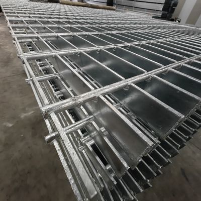 ผิว anodized ปลายอัลลูมิเนียม Bar Grating สําหรับความทนทานต่อการกัดกร่อน ความหนา 5 มม