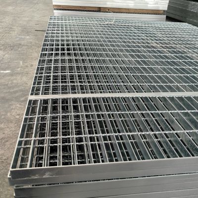 1 นิ้ว Bar Spacing อากาศ Grating อลูมิเนียมกับ anodized ด้านบนจบ