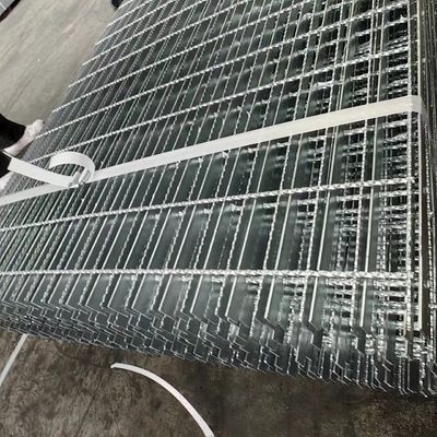1000x1000mm อุตสาหกรรมสแตนเลส Grating ด้วย 30mm ช่องเบอร์บาร์และชนิดแบนบาร์