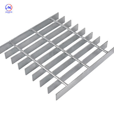 30mm Pitch อุตสาหกรรมเหล็ก Grating welded สร้างที่ทนทาน