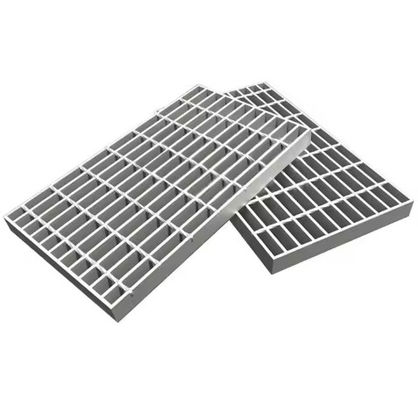 Plain Surface 100mm Cross Bar Spacing Twist Industrial Steel Grating High Durability