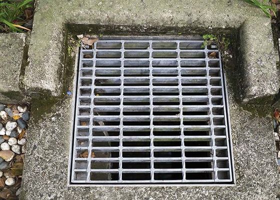 30x2mm Thickness Hot Dip Galvanized Steel Grating Trench Drain Cover Drains